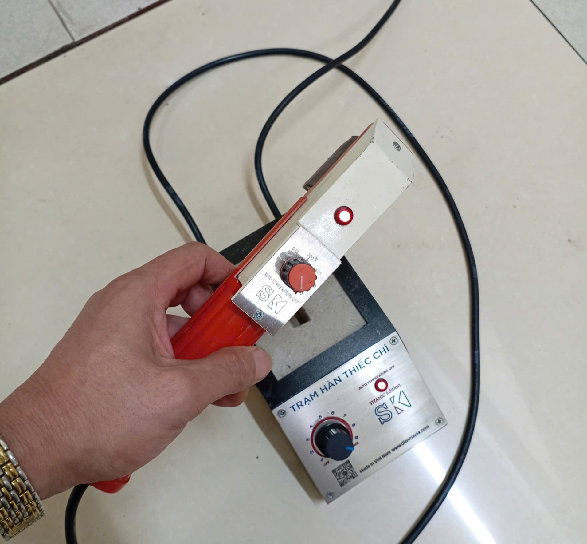 Trạm hàn nung 200W